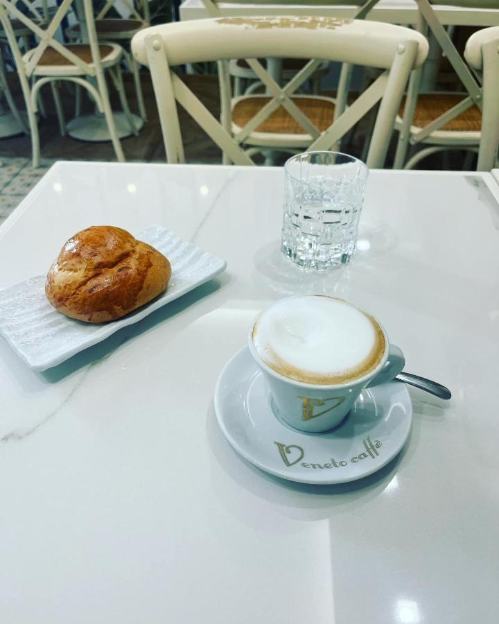 N&M Dimora Carrieri Luxury Bed and Breakfast Monopoli Buitenkant foto