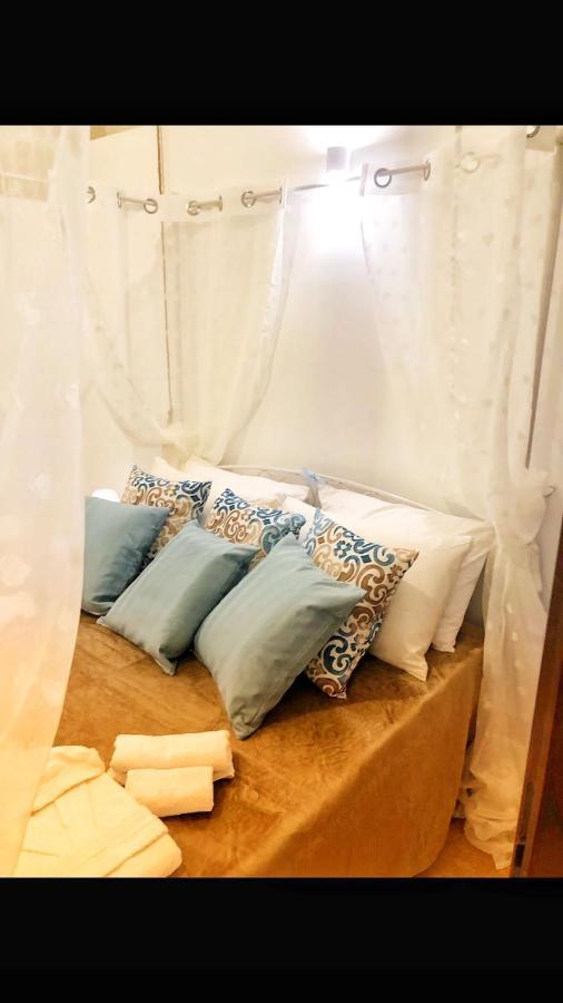 N&M Dimora Carrieri Luxury Bed and Breakfast Monopoli Buitenkant foto